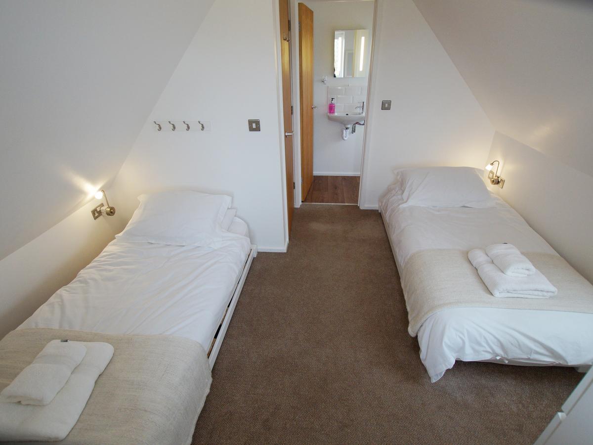 Beautiful Cotswold View Appartement Bourton-on-the-Water Buitenkant foto