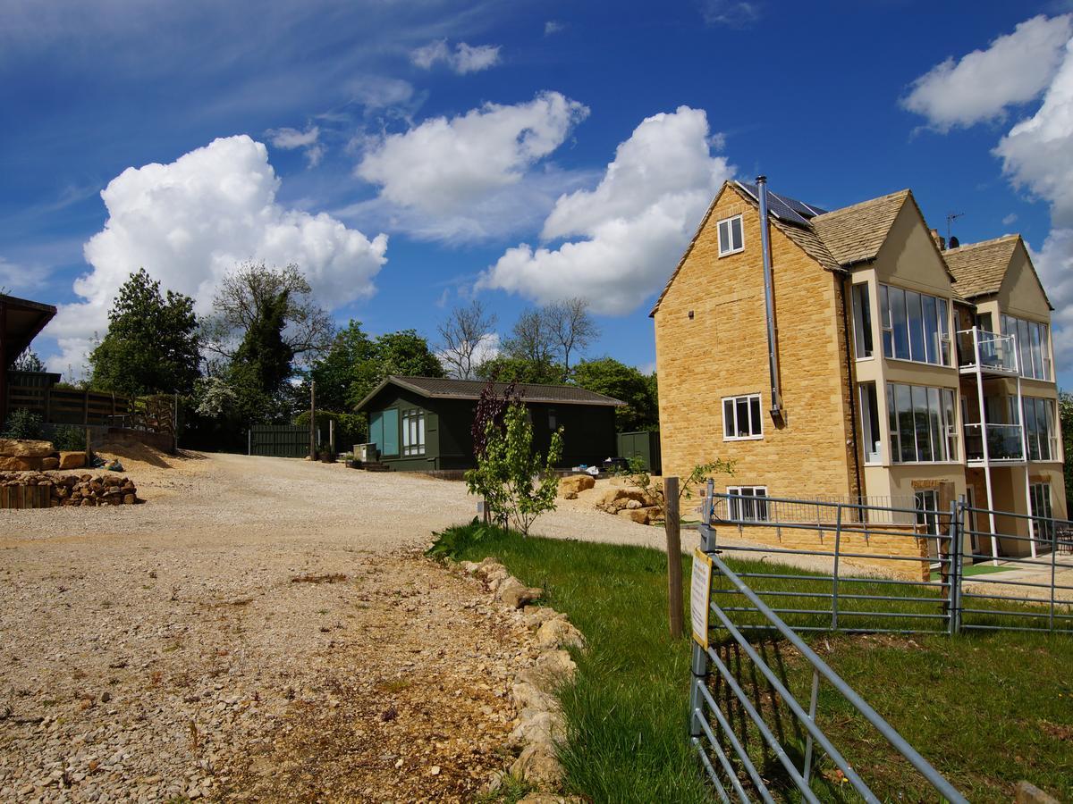 Beautiful Cotswold View Appartement Bourton-on-the-Water Buitenkant foto